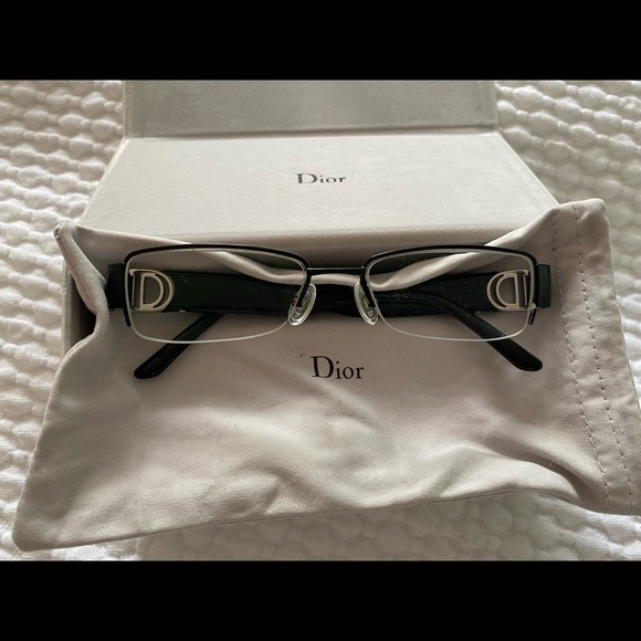 DIOR Reading Glasses - Picture 5 of 6